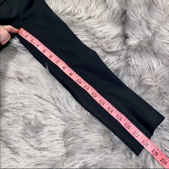 Black theory suit jacket size 2 - Picture 7 of 7